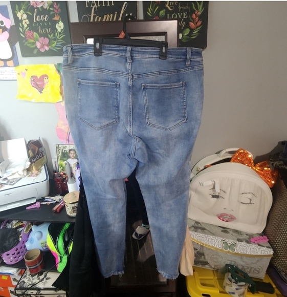 🍁🍂Nwot Haute curve skinny jeans 20 - Picture 5 of 6